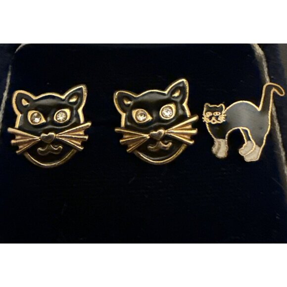 Avon Black Cat Enamel Rhinestone Gold Tone Pierced Stud Earrings Halloween~Goth - Picture 1 of 6